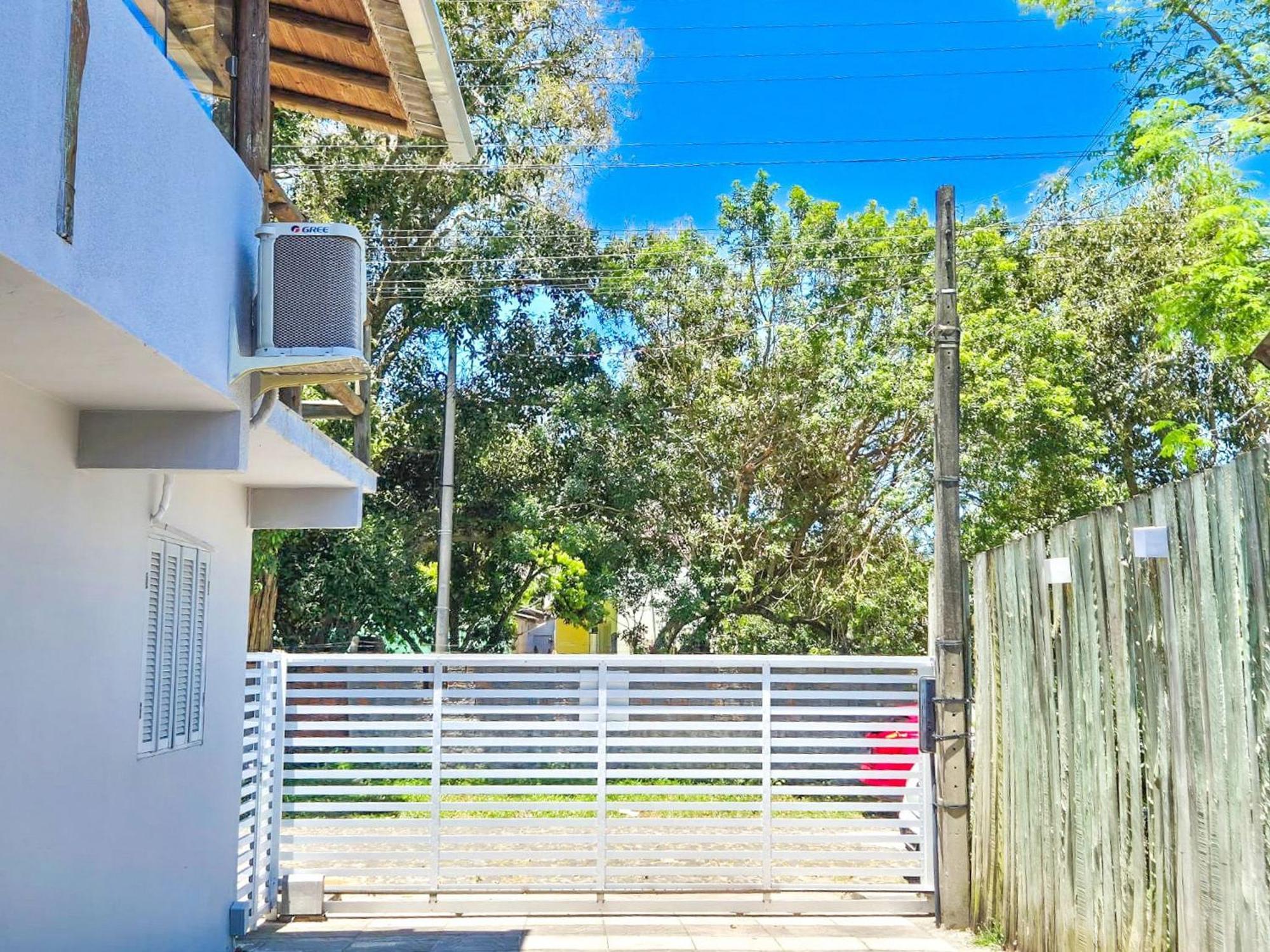 Residencial Da Bia - Casas Com 2 Dorms Na Praia Da Cal Торрис Экстерьер фото